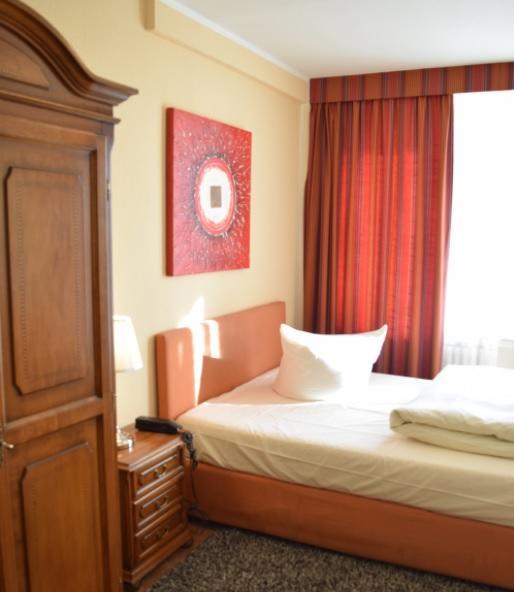 Hotel Terminus ดุสเซลดอร์ฟ ภายนอก รูปภาพ
